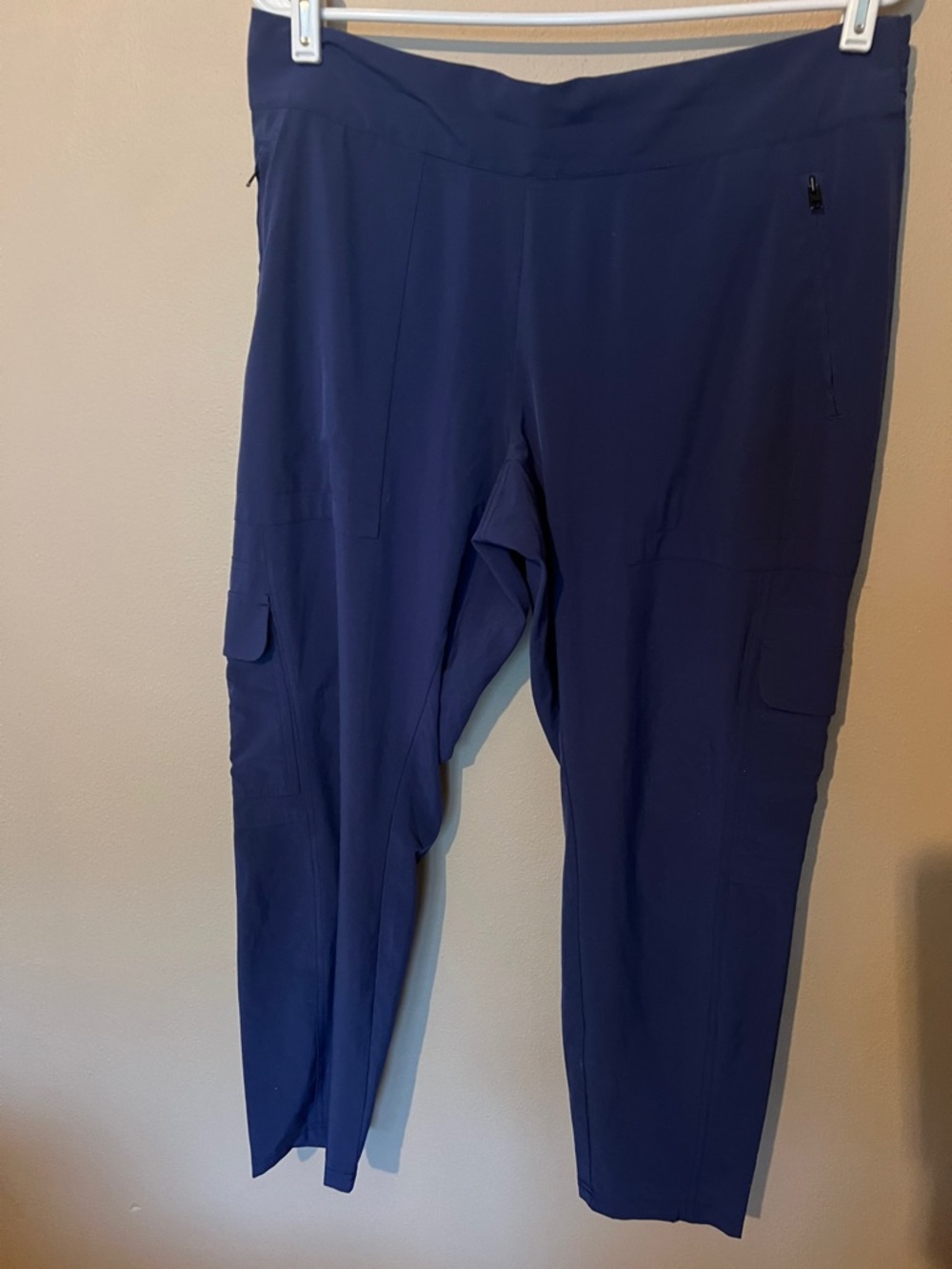 Athleta Navy Blue Chelsea Cargo Joggers 14P